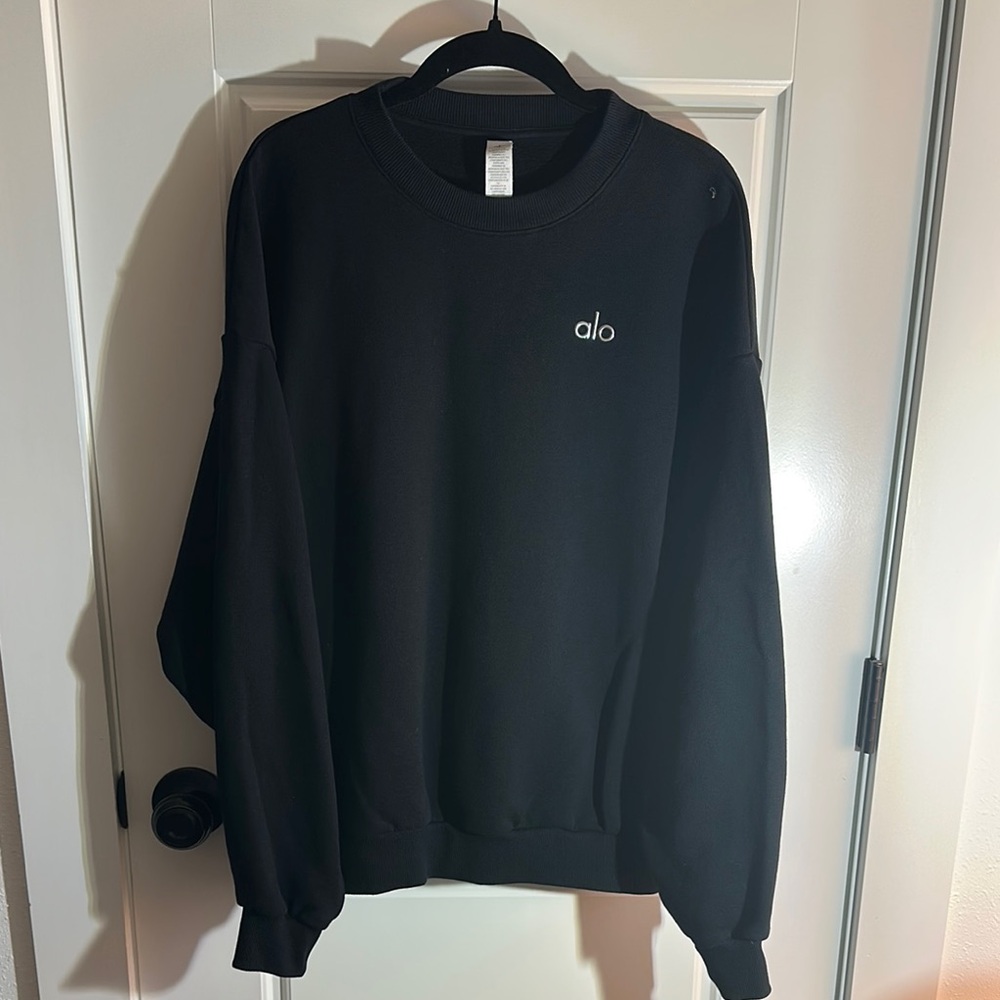 ALO Yoga Accolade Crew Neck Pullover